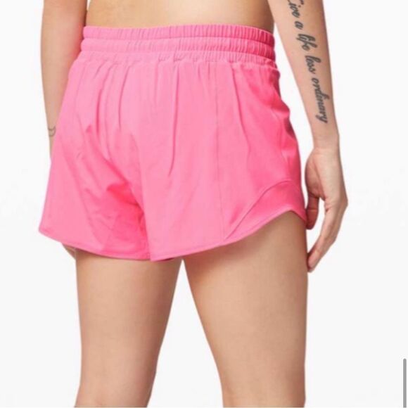 Lululemon Hotty Hot Low Rise Short Dark Prism Pink 10 Tall NEW - Picture 4 of 11